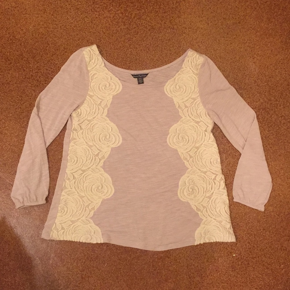 American Eagle women’s shirt! - Picture 2 of 4